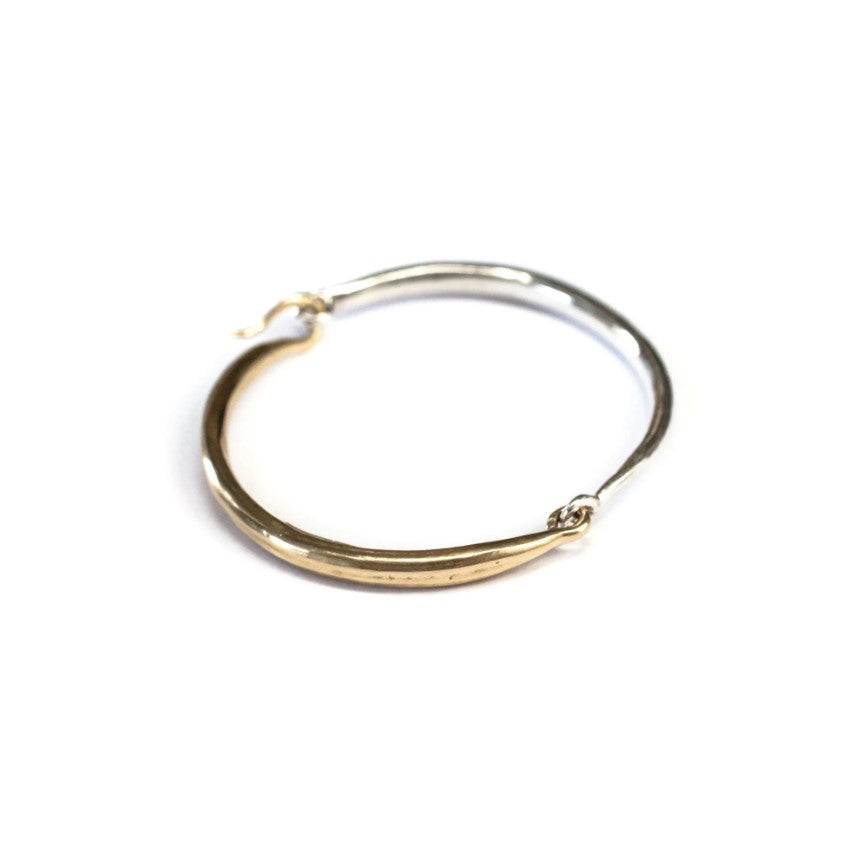 HINGED BANGLE